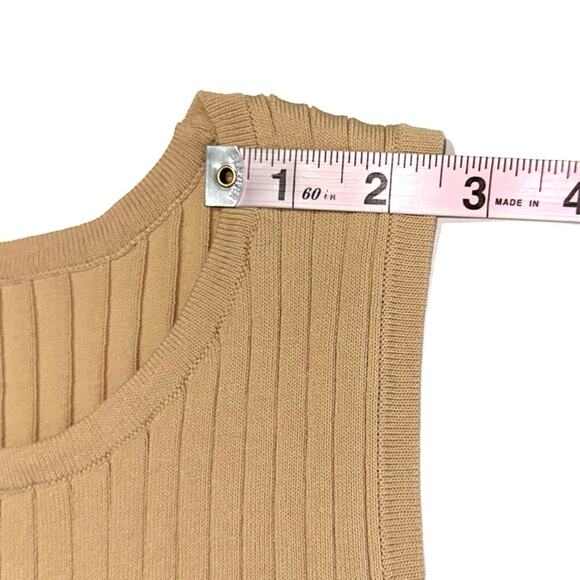 Amanda Maria Nude Tan High Neck Ribbed Tank Top Size Medium - Picture 10 of 10